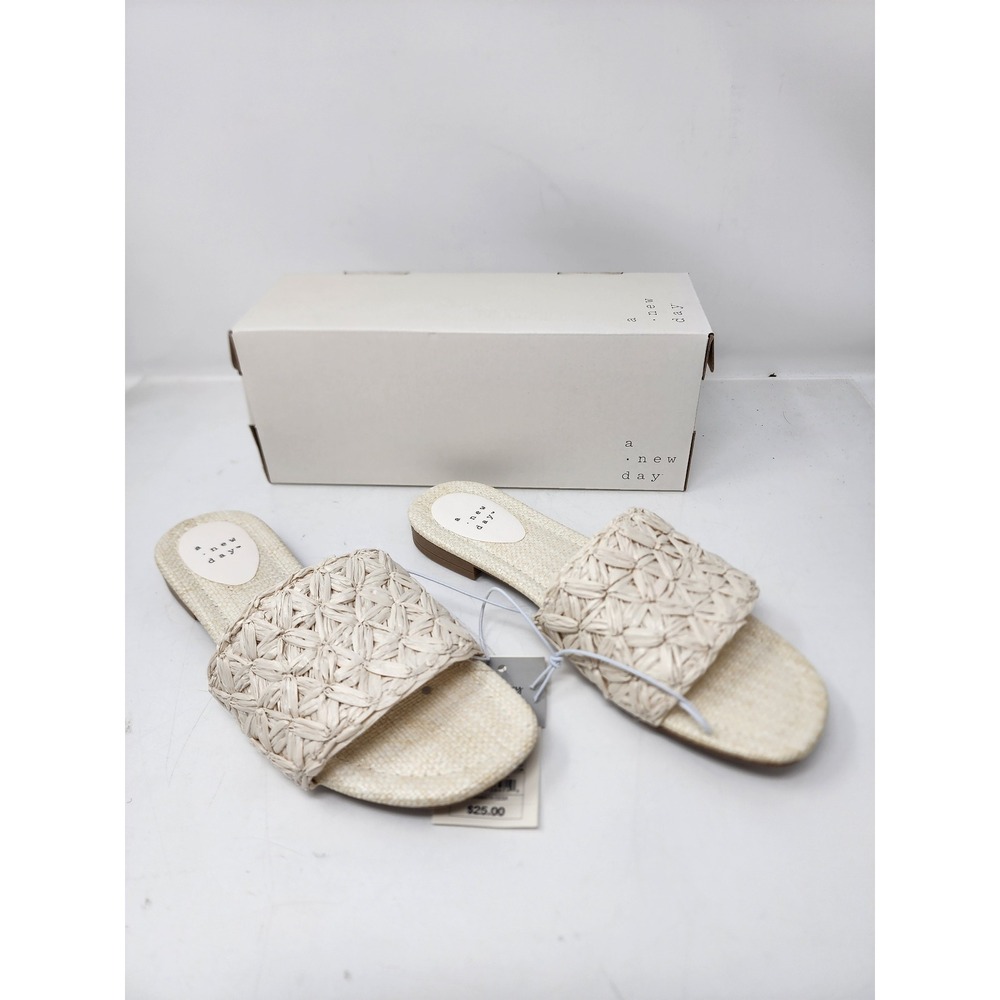 A New Day Womens Ariella Flat Sandals White Woven Casual Beach Size 7